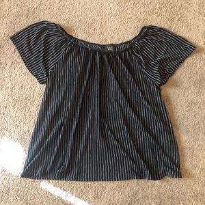 W5 Off-shoulder Black and white stripe top